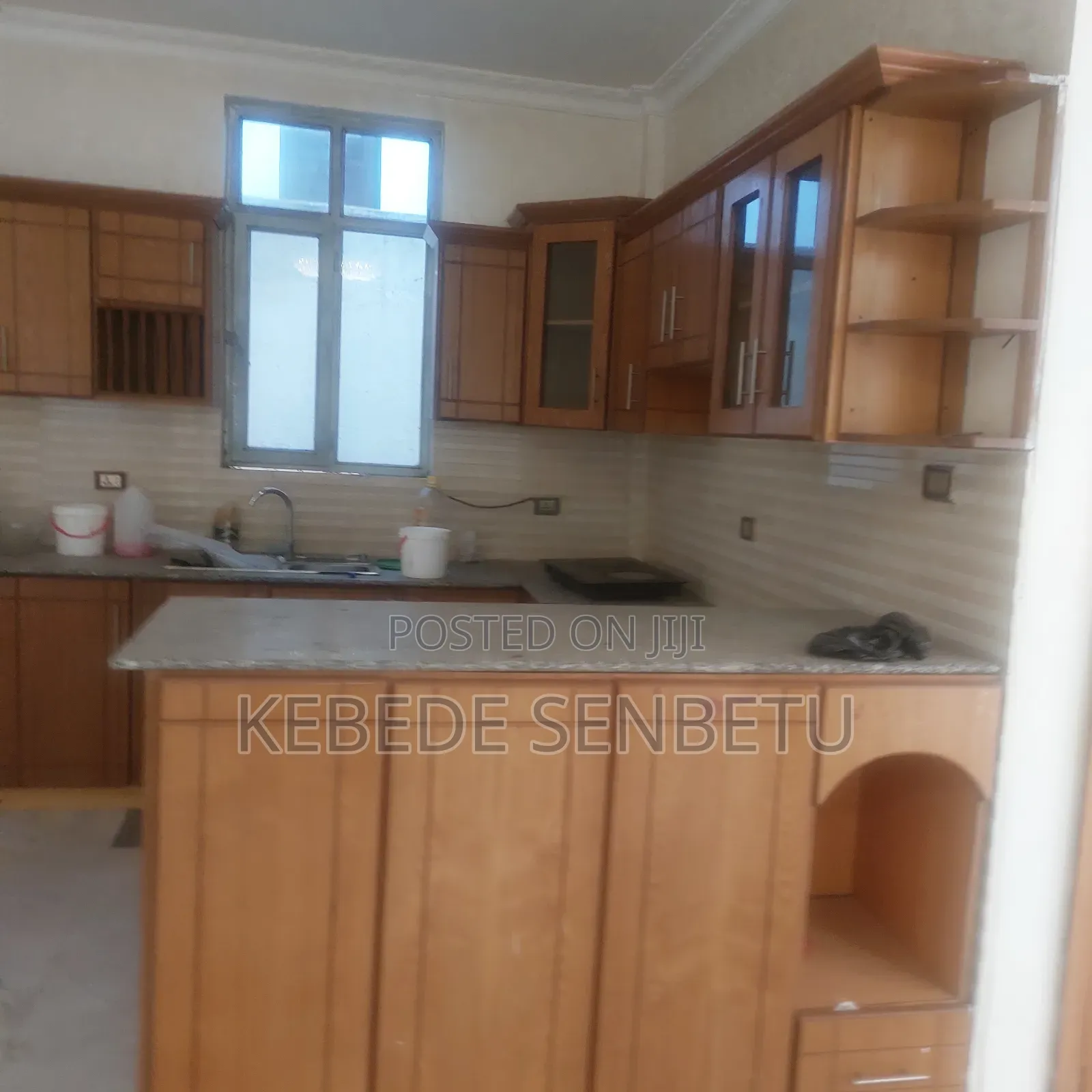 5bdrm House in Oromia, East Shewa for rent