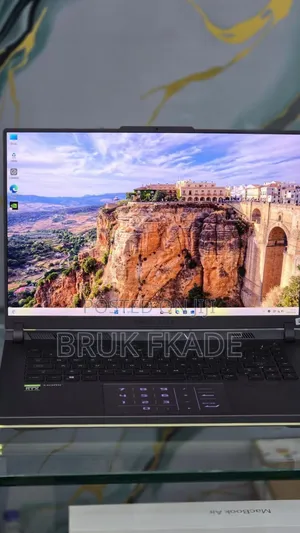 New Laptop Asus ROG Strix G16 G614 16GB Intel Core i9 SSD 1T
