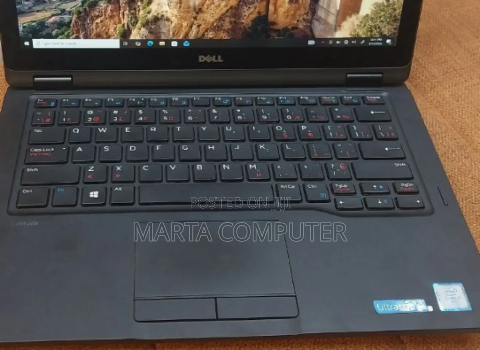 New Laptop Dell Latitude 5289 16GB Intel Core i7 SSD 512GB