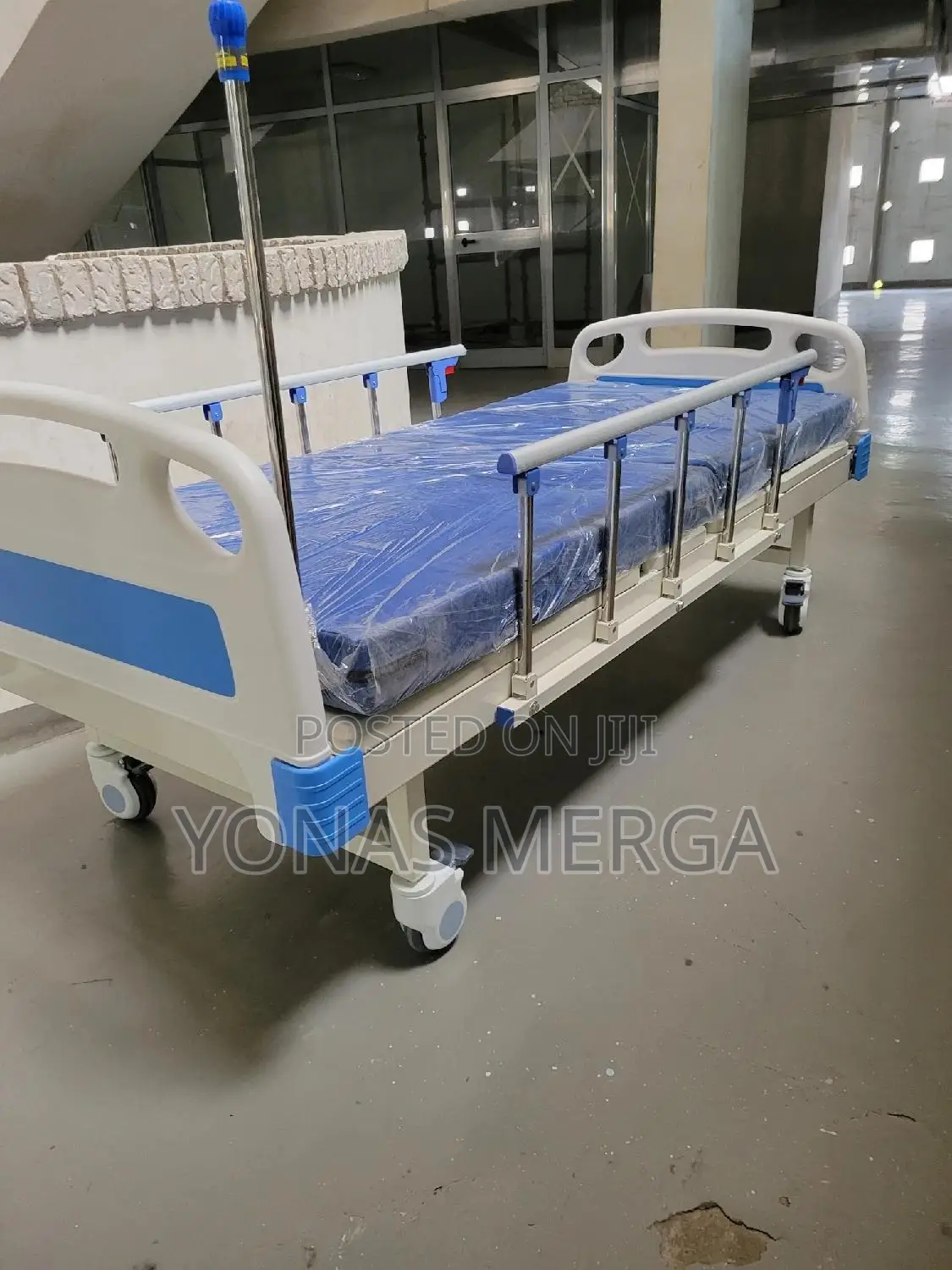 2-Function Manual Hospital Bed曲線backrest Tilting From 0°To 75°±5°