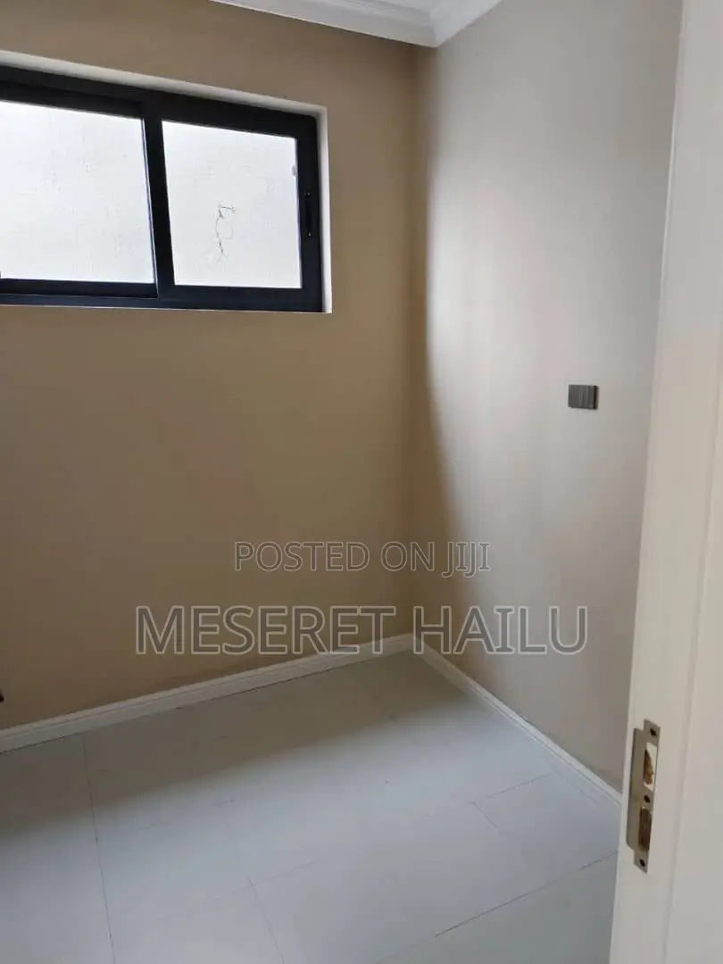 3bdrm Villa in Cmc, Bole for sale