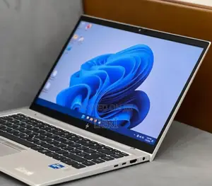 New Laptop HP EliteBook 840 G8 16GB Intel Core i7 SSD 512GB