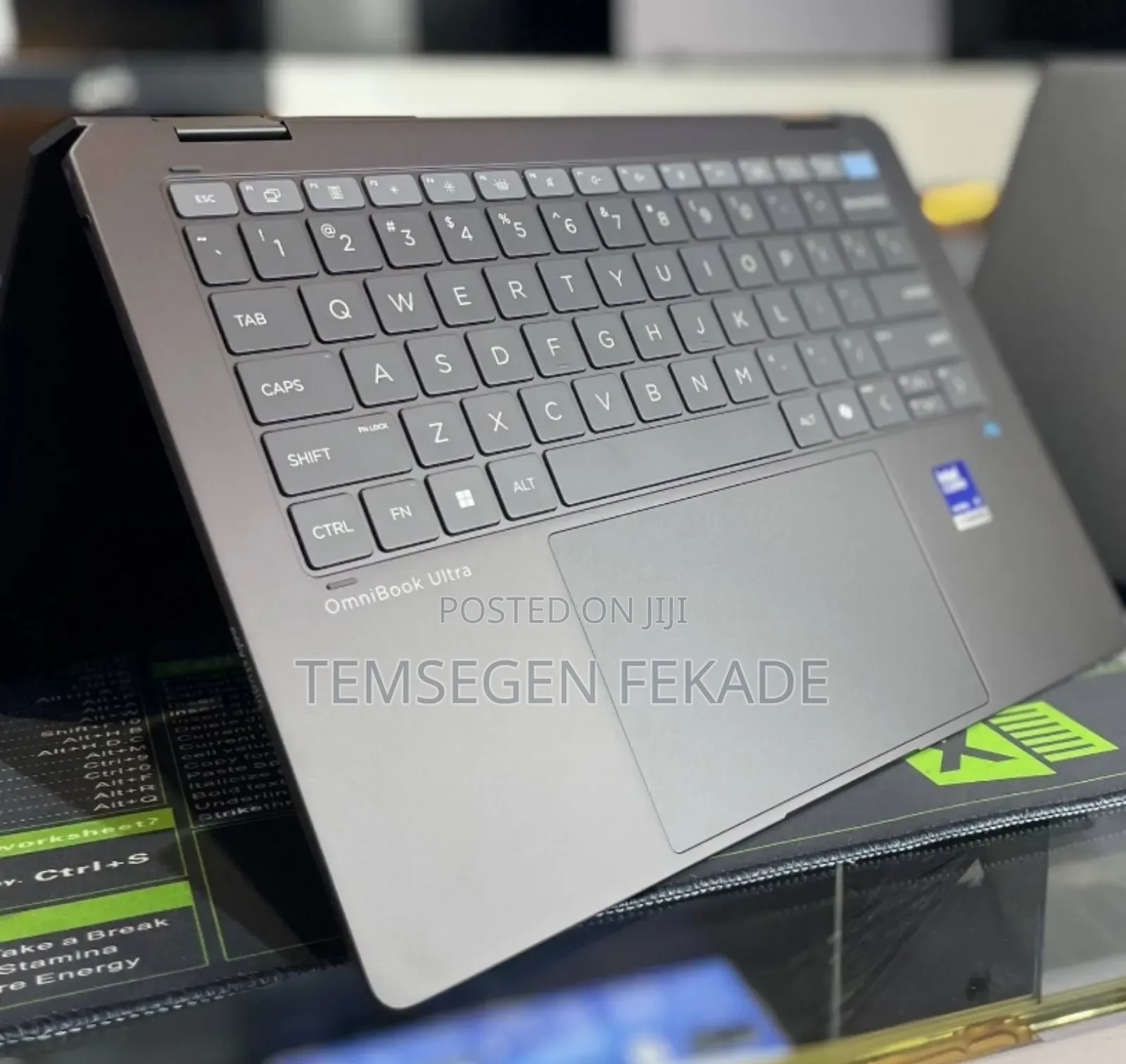 New Laptop HP OmniBook Ultra Flip 14" 32GB Intel Core Ultra 9 SSD 2T