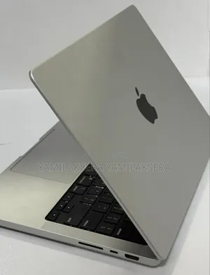New Laptop Apple MacBook Pro 2023 M3 14-inch 36GB Apple M3 Pro SSD 1T