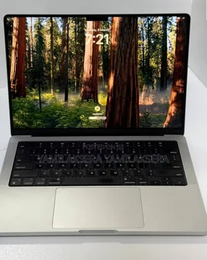 New Laptop Apple MacBook Pro 2023 M3 14-inch 36GB Apple M3 Pro SSD 1T