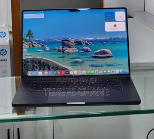 New Laptop Apple MacBook Pro M1 8GB Apple M1 SSD 256GB