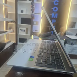 New Laptop HP Stream Notebook 8GB Intel Core i7 SSD 512GB