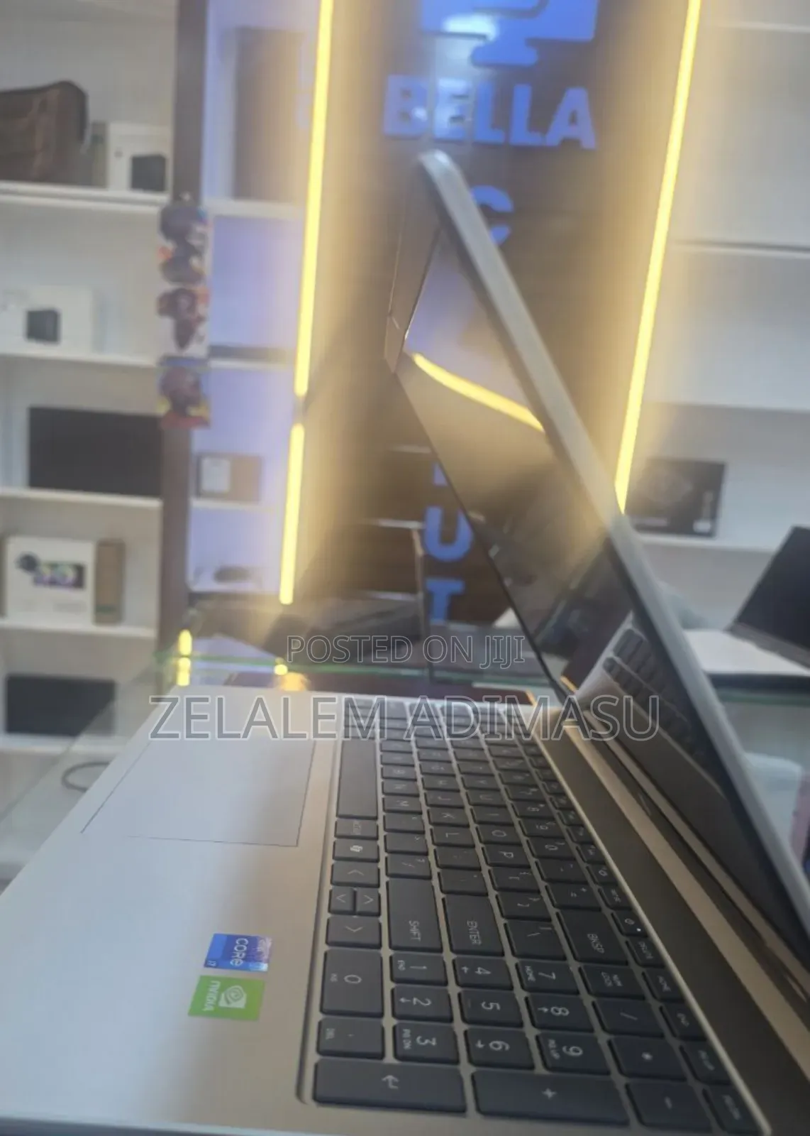 New Laptop HP Stream Notebook 8GB Intel Core i7 SSD 512GB