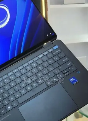 New Laptop HP OmniBook Ultra Flip 14" 16GB Intel Core i7 SSD 1T