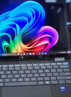 New Laptop HP OmniBook Ultra Flip 14" 16GB Intel Core i7 SSD 1T