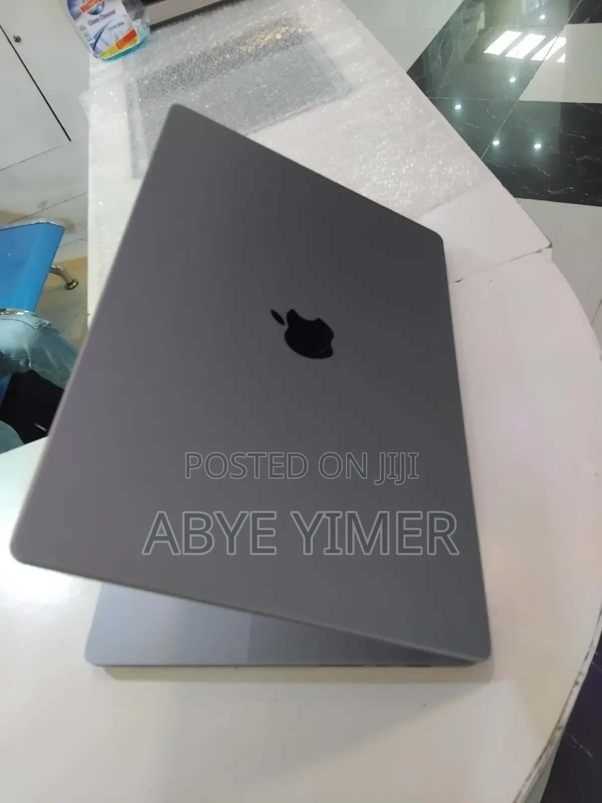 New Laptop Apple MacBook Pro 2021 M1 32GB Apple M1 Pro SSD 1T