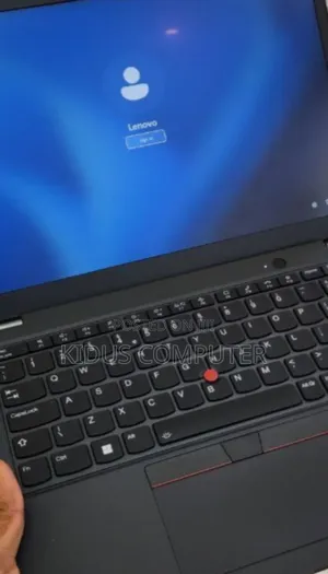 New Laptop Lenovo ThinkPad T14s G4 8GB Intel Core i5 SSD 256GB
