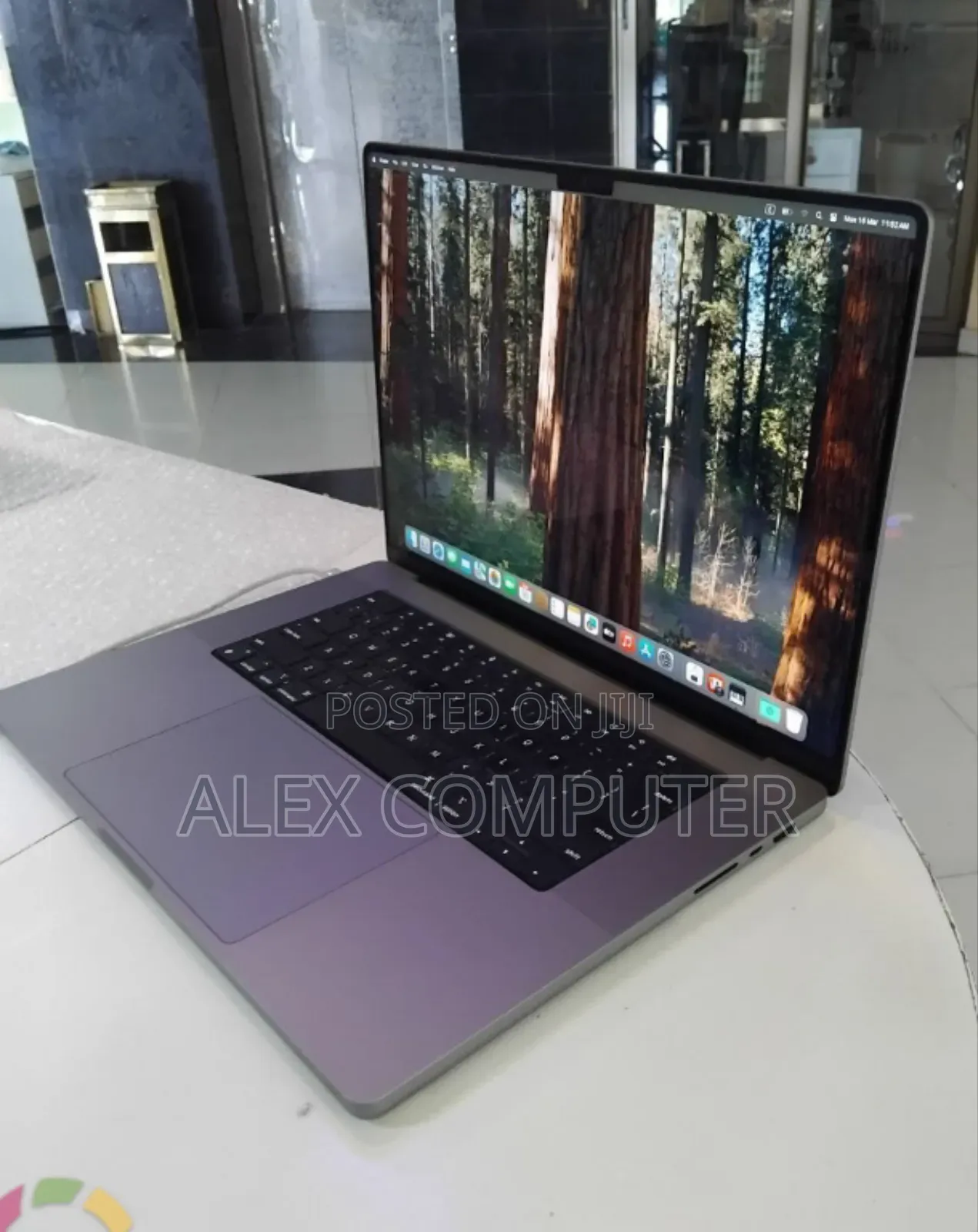 New Laptop Apple MacBook Pro M1 32GB Apple M1 Pro SSD 1T