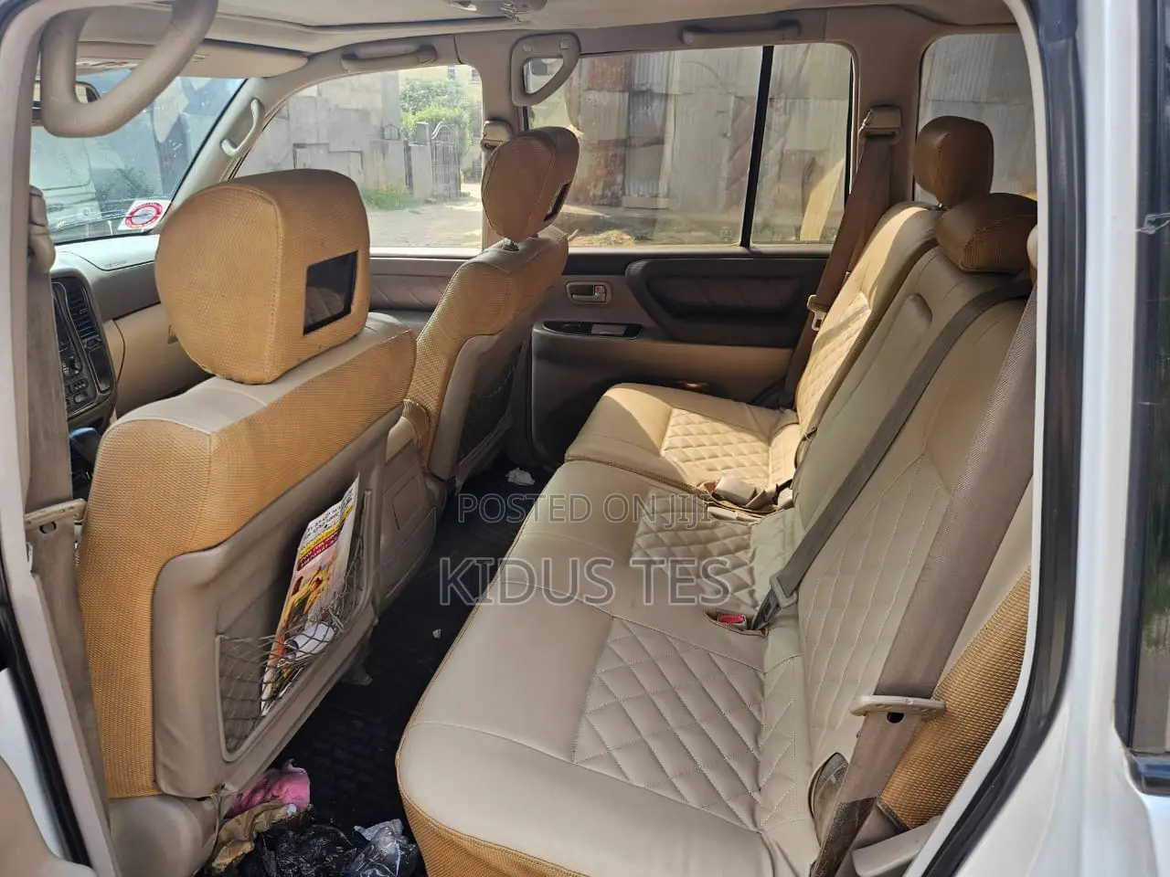 Toyota Land Cruiser 2002 White