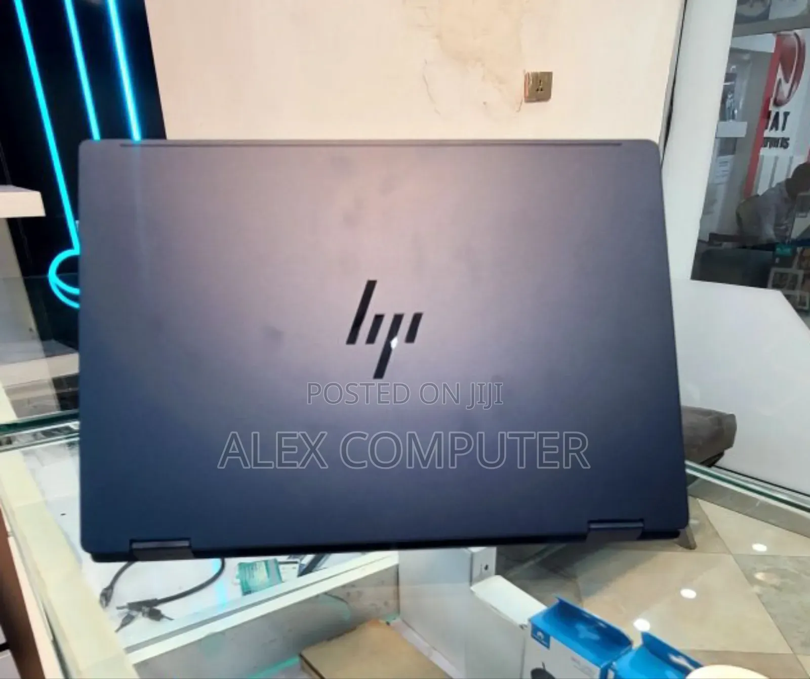 New Laptop HP OmniBook X Flip 14" 16GB Intel Core Ultra 7 SSD 1T