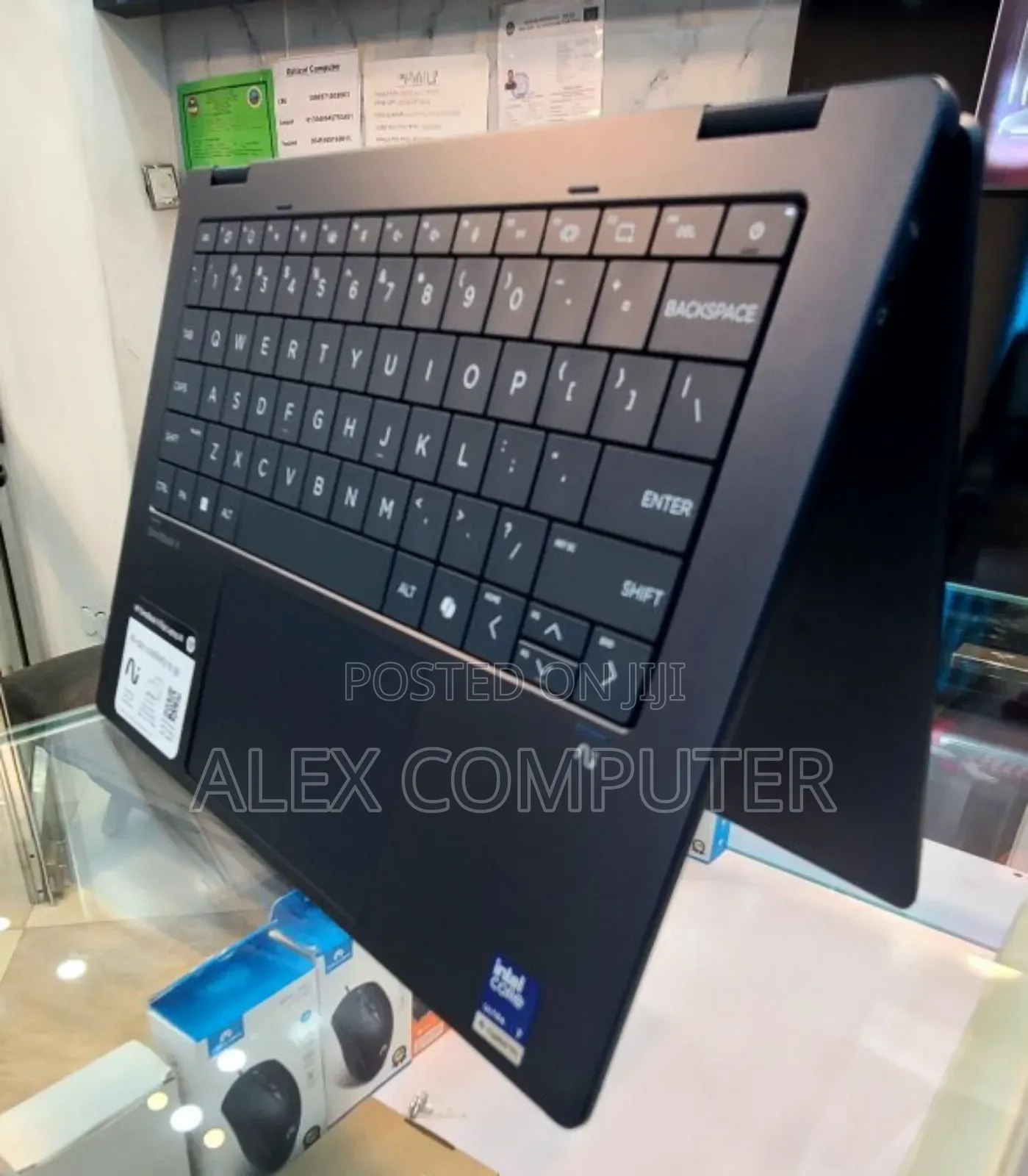New Laptop HP OmniBook X Flip 14" 16GB Intel Core Ultra 7 SSD 1T