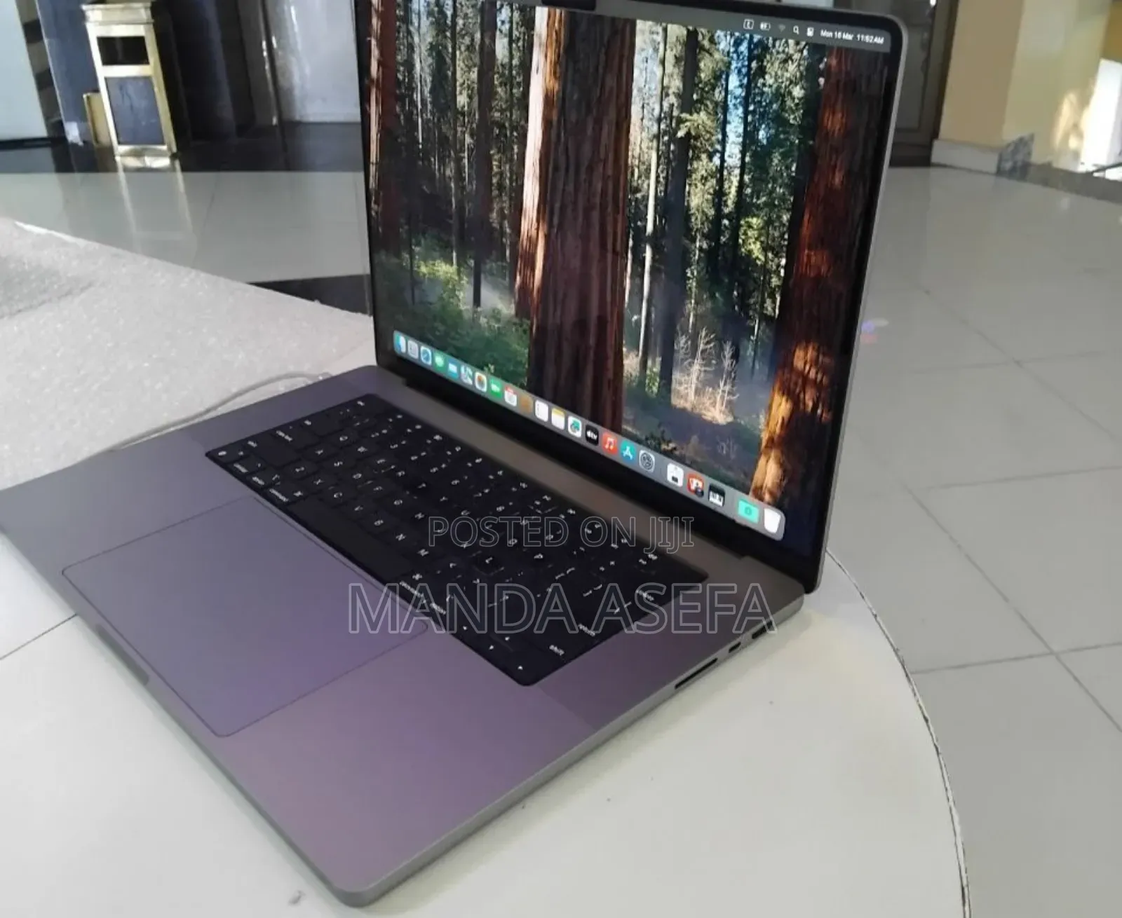 New Laptop Apple MacBook Pro M1 32GB Apple M1 Pro SSD 1T