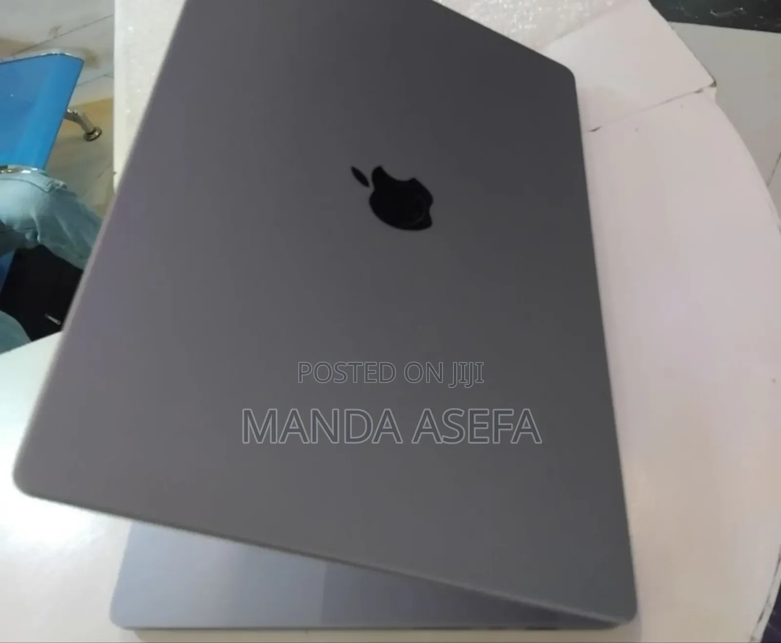 New Laptop Apple MacBook Pro M1 32GB Apple M1 Pro SSD 1T