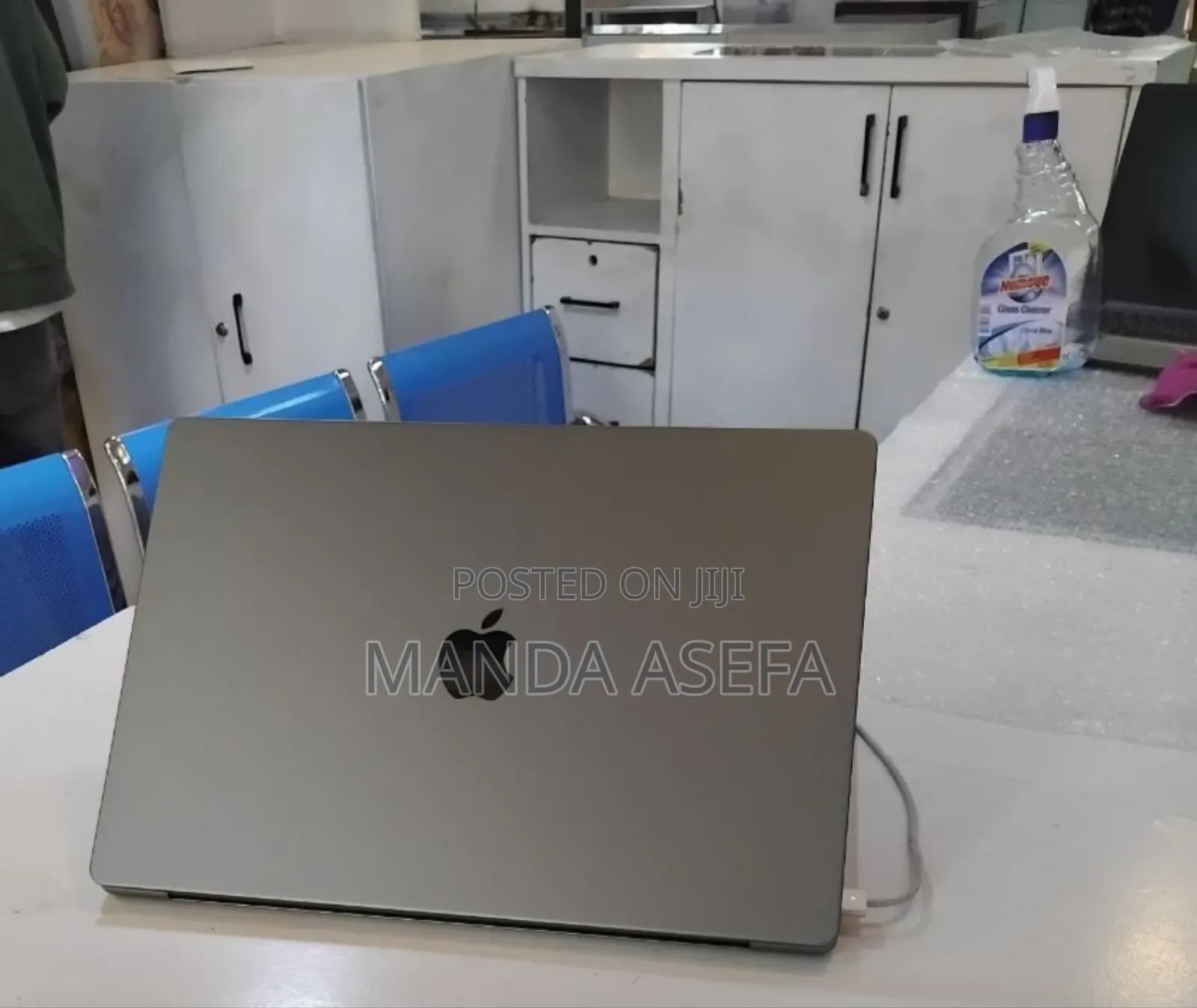 New Laptop Apple MacBook Pro M1 32GB Apple M1 Pro SSD 1T