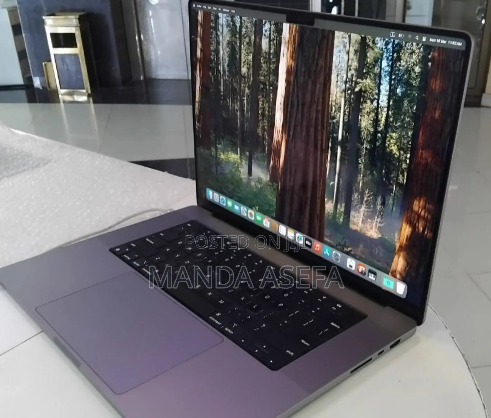 New Laptop Apple MacBook Pro M1 32GB Apple M1 Pro SSD 1T