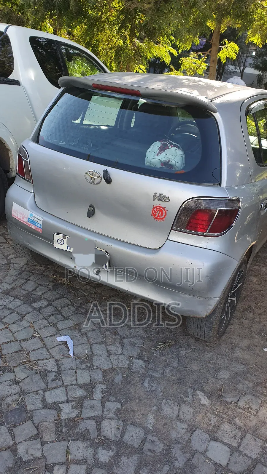 Toyota Vitz 2001 Silver
