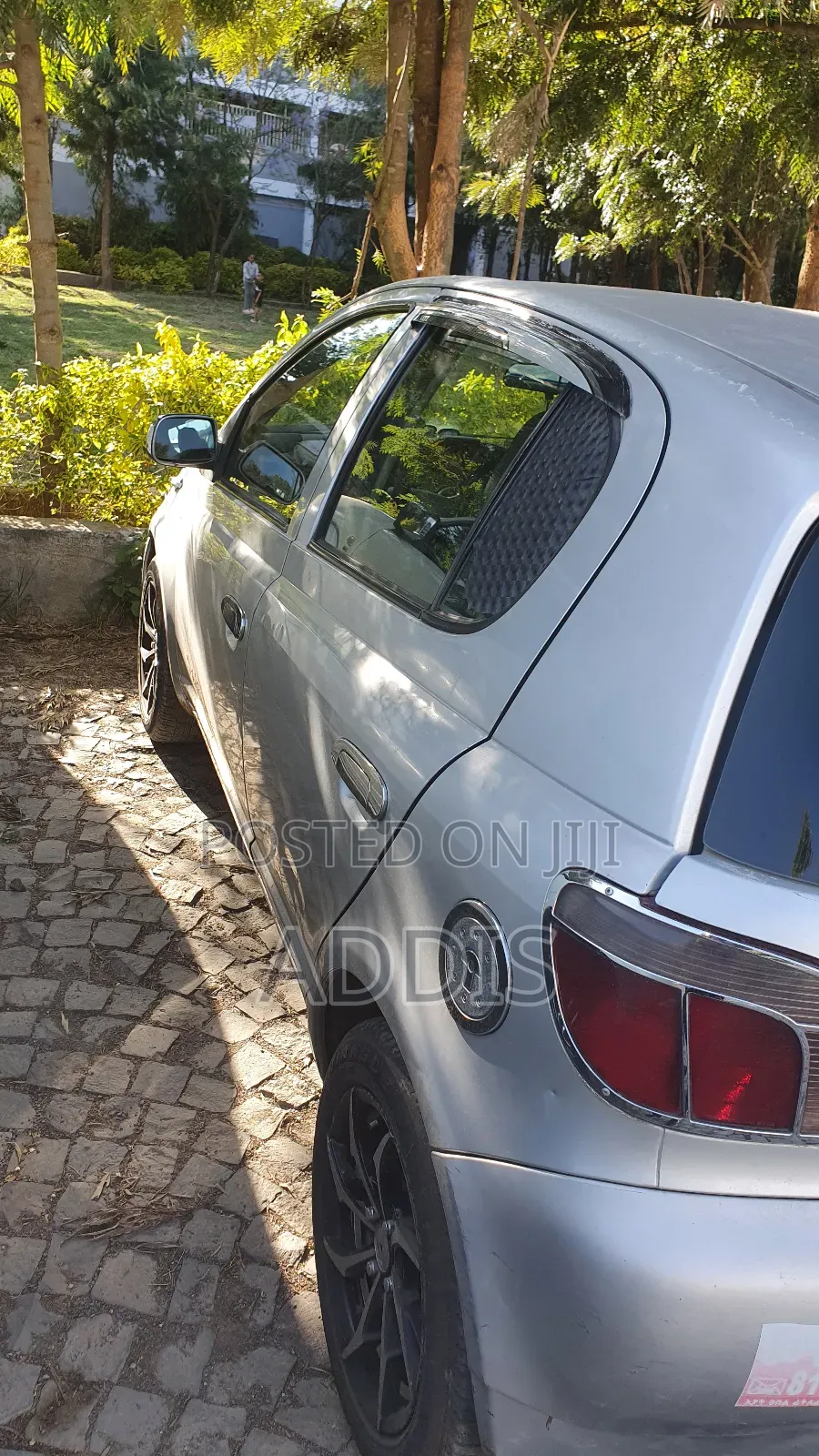 Toyota Vitz 2001 Silver