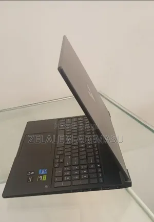 New Laptop Asus ROG Strix G15 16GB AMD Ryzen 9 SSD 1T