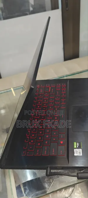 New Laptop MSI GF63 16GB Intel Core i7 SSD 512GB