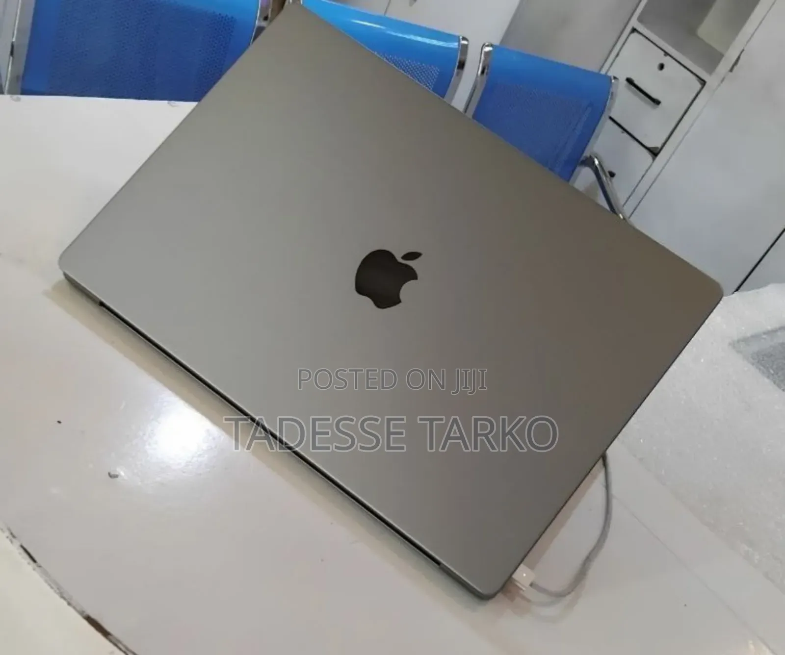 New Laptop Apple MacBook Pro 2021 M1 32GB Apple M1 Pro SSD 1T