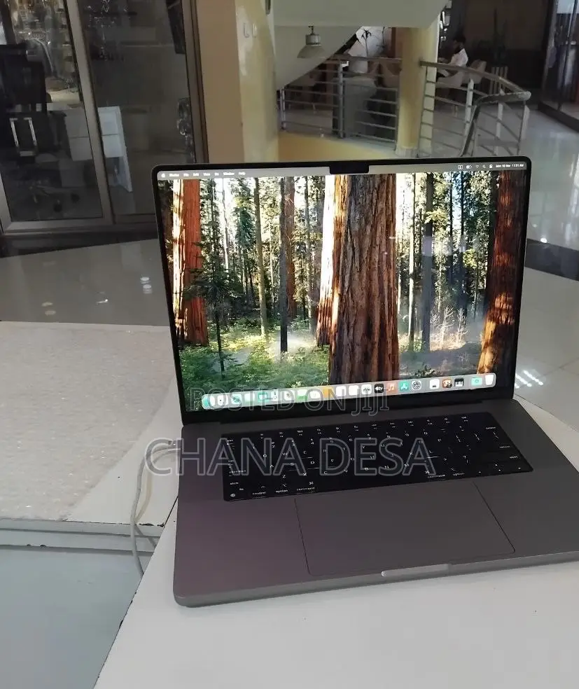 New Laptop Apple MacBook Pro 2021 M1 32GB Apple M1 Pro SSD 1T