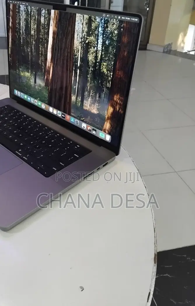 New Laptop Apple MacBook Pro 2021 M1 32GB Apple M1 Pro SSD 1T