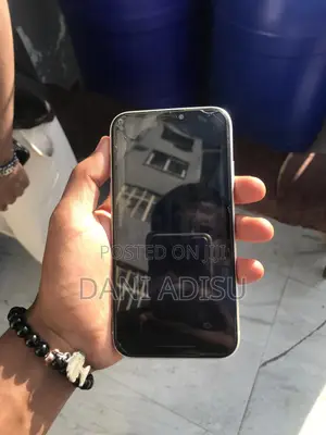 Apple iPhone 11 128 GB White