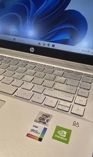 New Laptop HP Pavilion 14 8GB Intel Core i5 SSD 512GB
