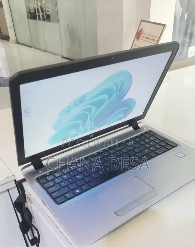 New Laptop HP 8GB Intel Core i7 SSD 1T