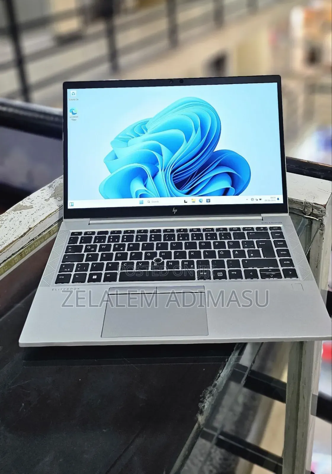 New Laptop HP EliteBook 840 G8 16GB Intel Core i7 SSD 512GB