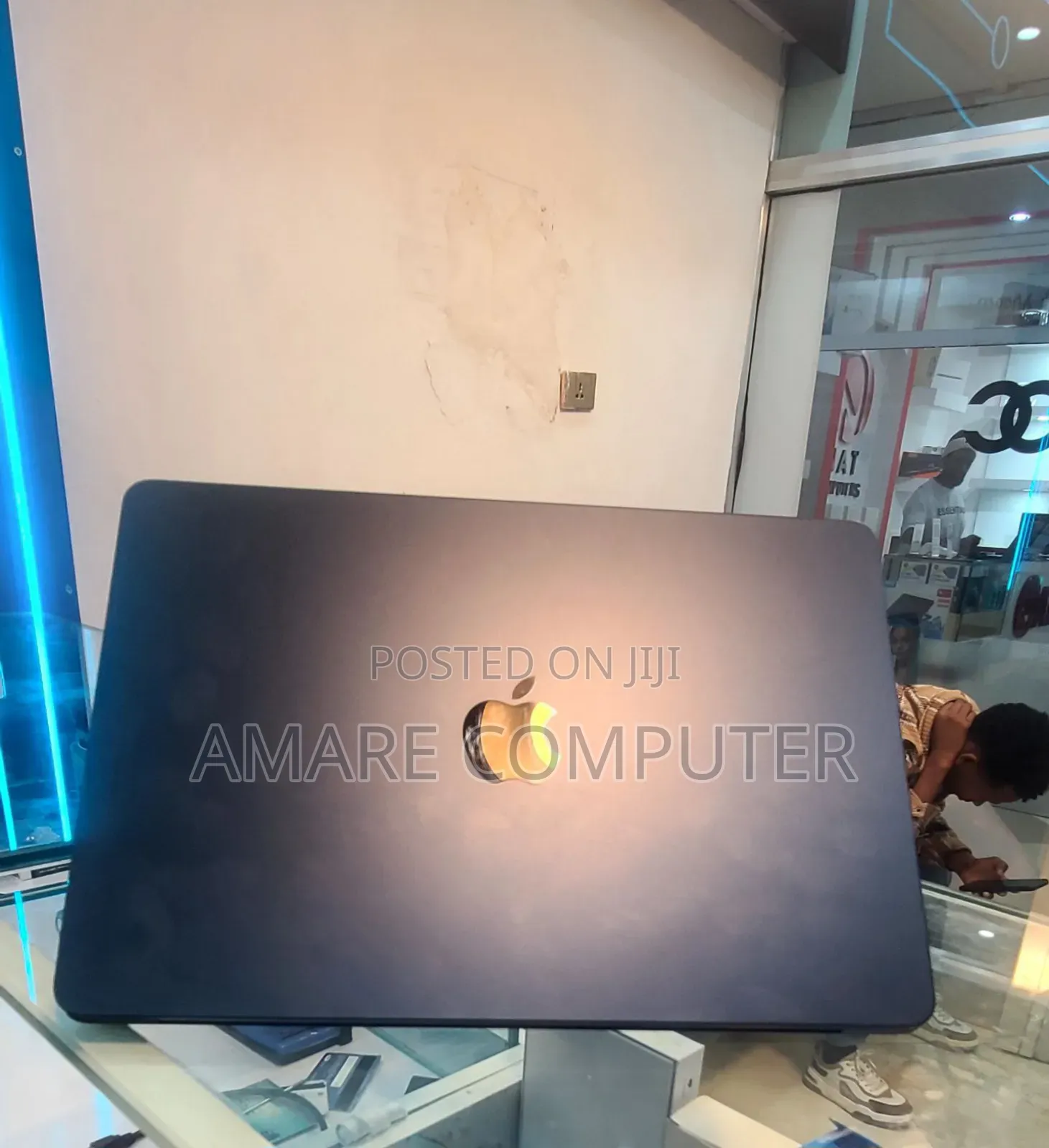New Laptop Apple MacBook Air 2025 M4 13-inch 16GB Apple M4 SSD 256GB