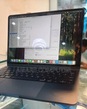 New Laptop Apple MacBook Air 2025 M4 13-inch 16GB Apple M4 SSD 256GB