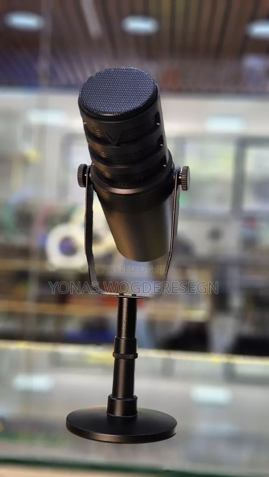Dynamic Microphone