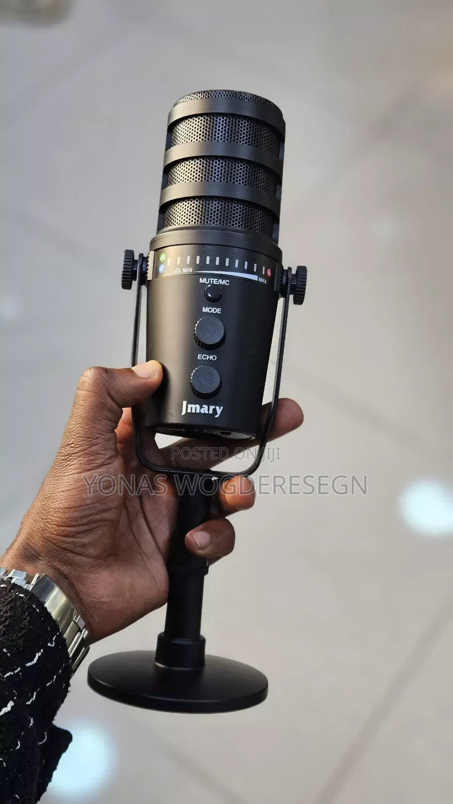 Dynamic Microphone