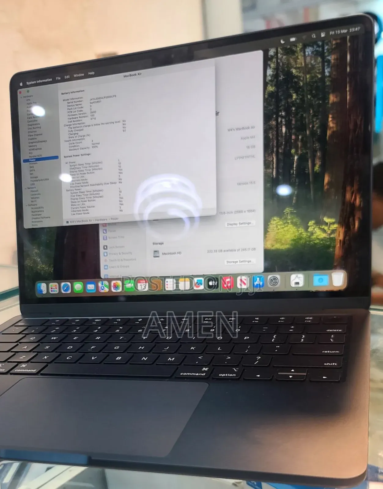 New Laptop Apple MacBook 16GB Apple M4 SSD 256GB