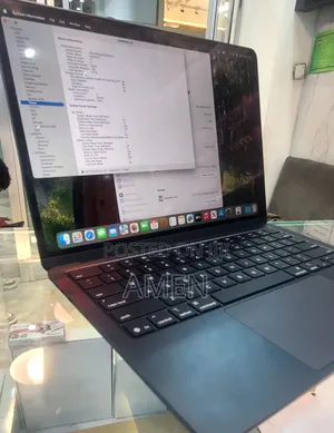 New Laptop Apple MacBook 16GB Apple M4 SSD 256GB