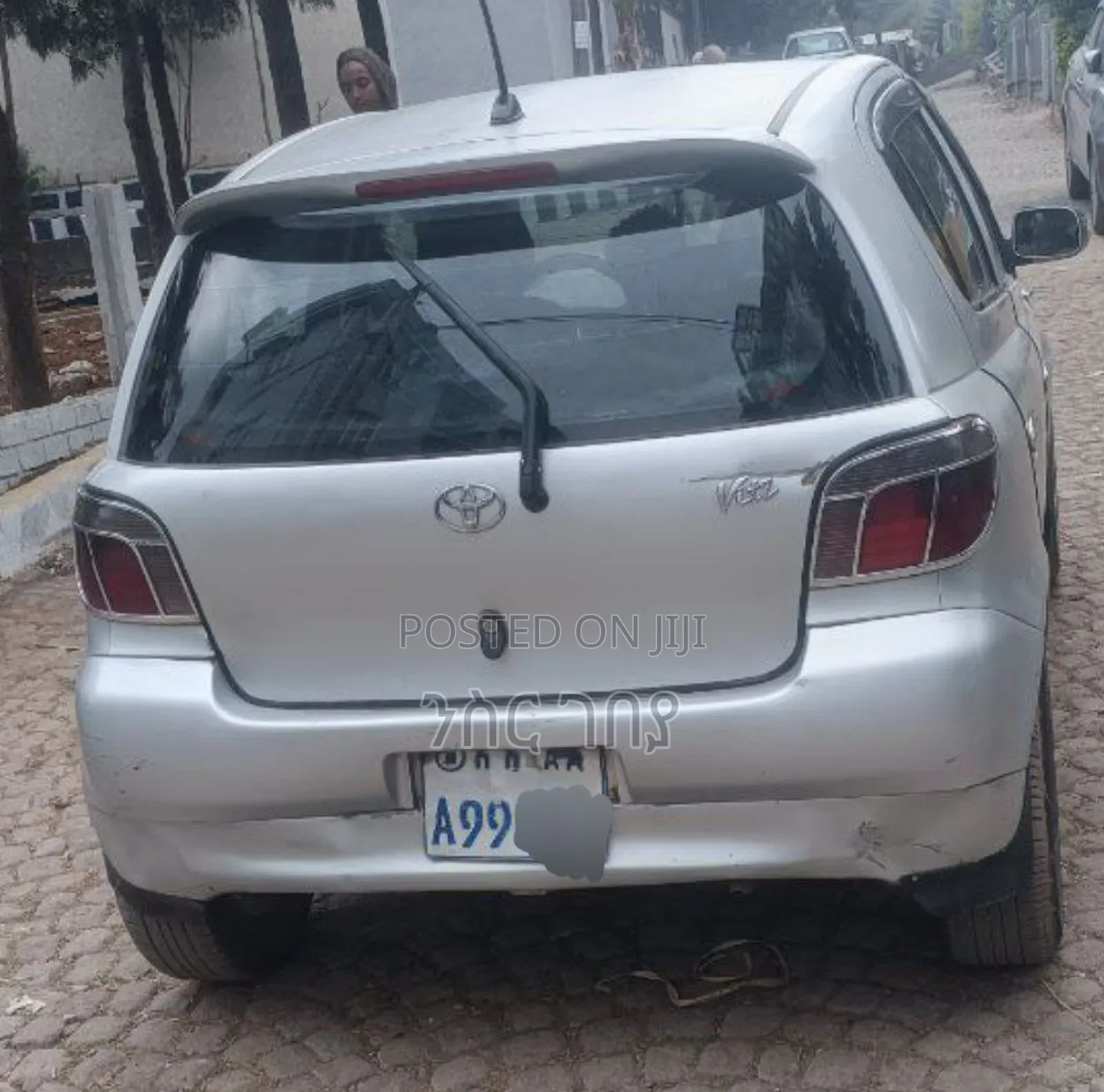Toyota Vitz 2001 Gray