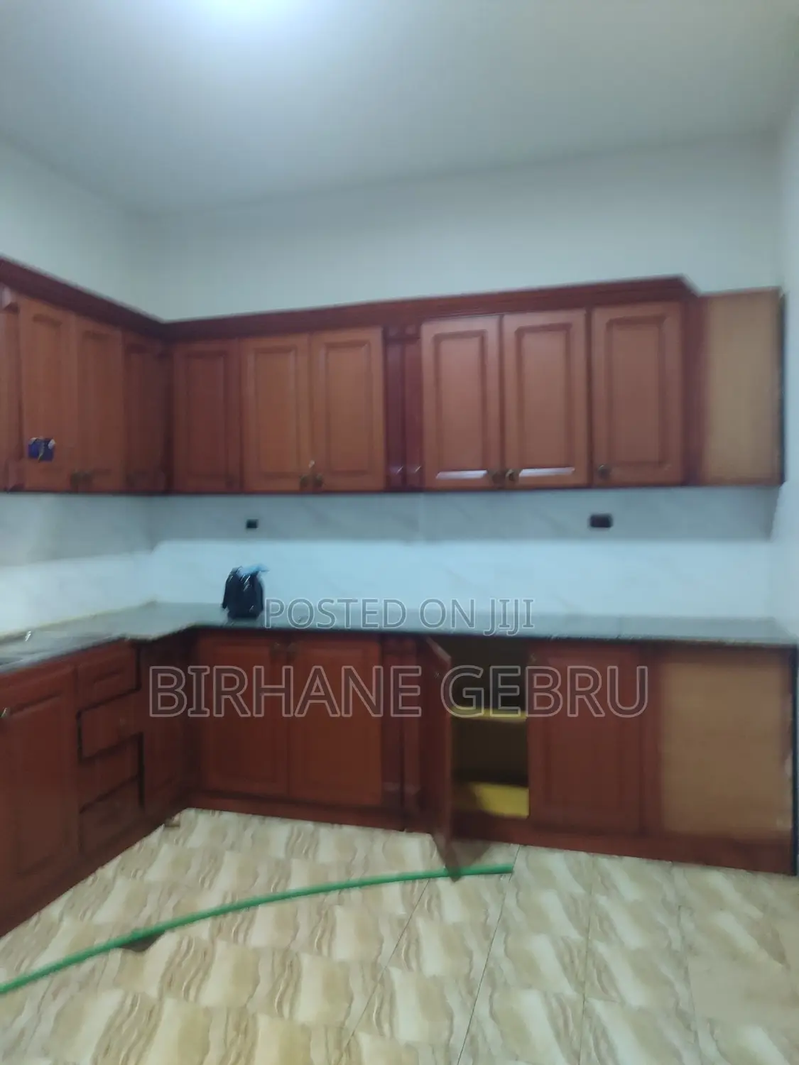 1bdrm House in Apartiment, Bole for rent