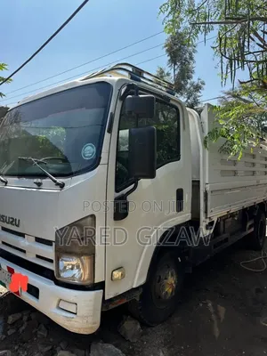 “2017 Isuzu NPR F Series Cargo Truck