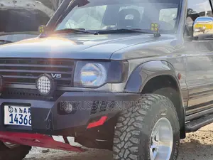Mitsubishi Pajero 1992 Gray