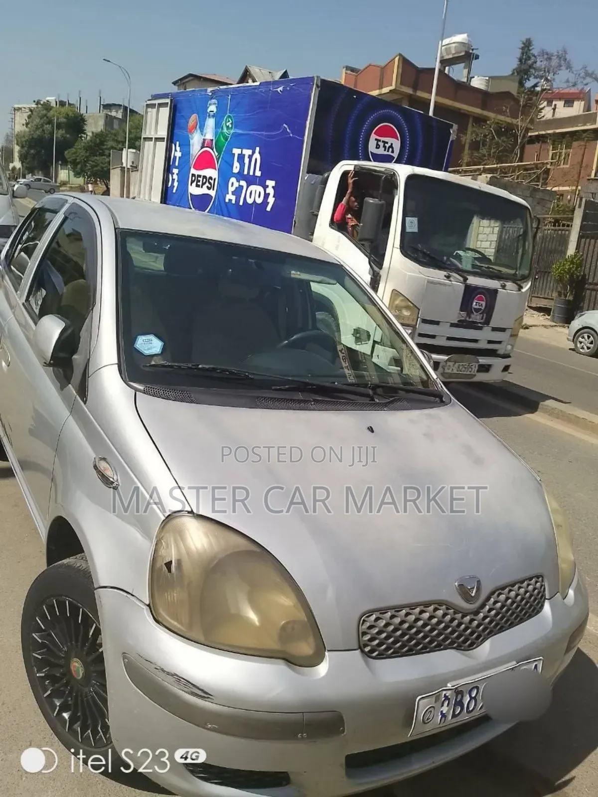 Toyota Vitz 1.0 FWD 5dr 2004 White