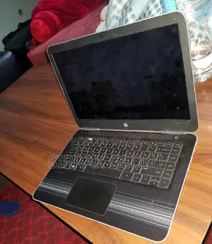 Laptop HP Pavilion 15 4GB Intel Core i5 HDD 1T