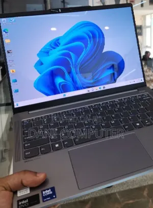 New Laptop Lenovo IdeaPad Flex 14 32GB Intel Core Ultra 9 SSD 512GB
