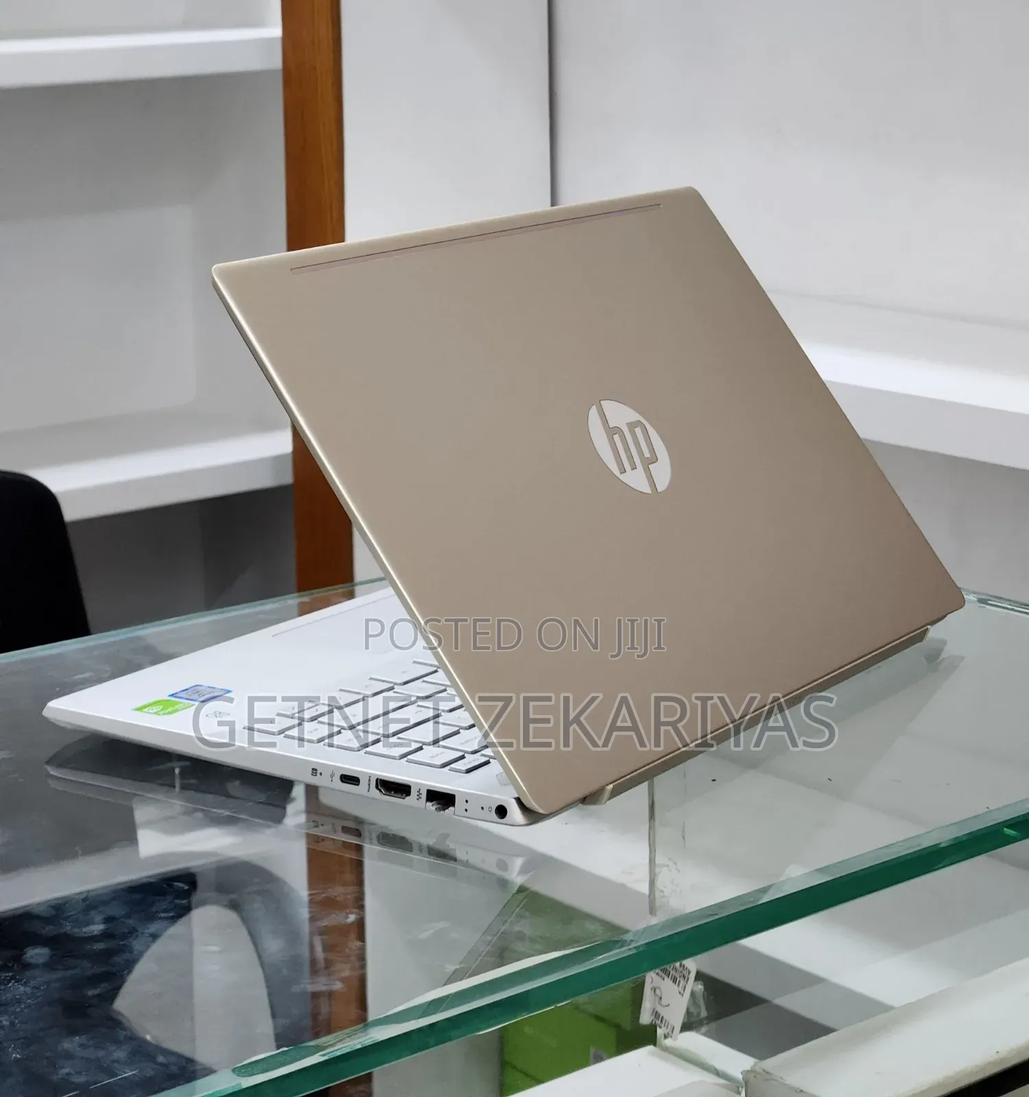 New Laptop HP Pavilion 14 8GB Intel Core i5 SSD 512GB