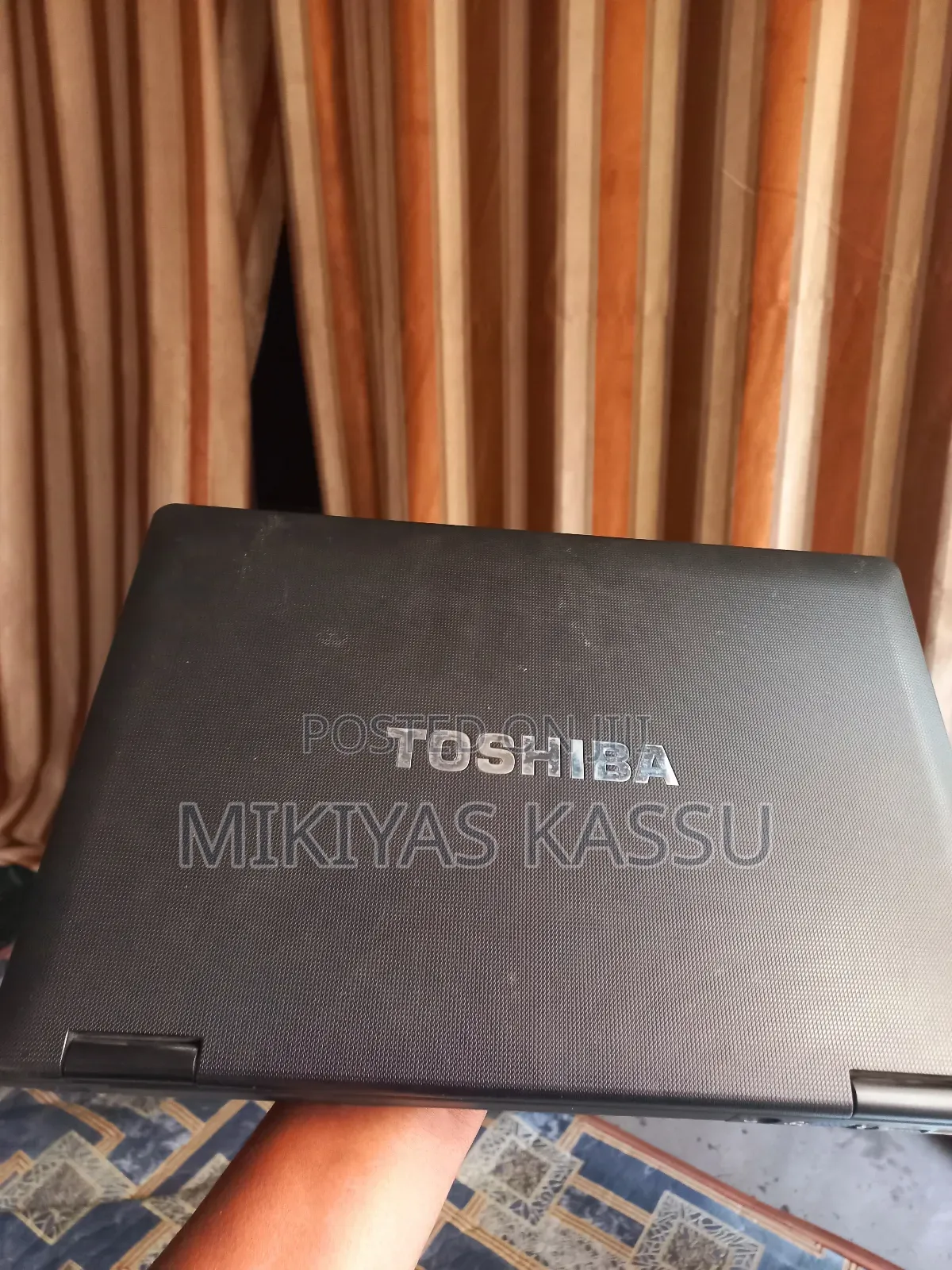 Laptop Toshiba Tecra R950 4GB Intel Core i5 HDD 1T